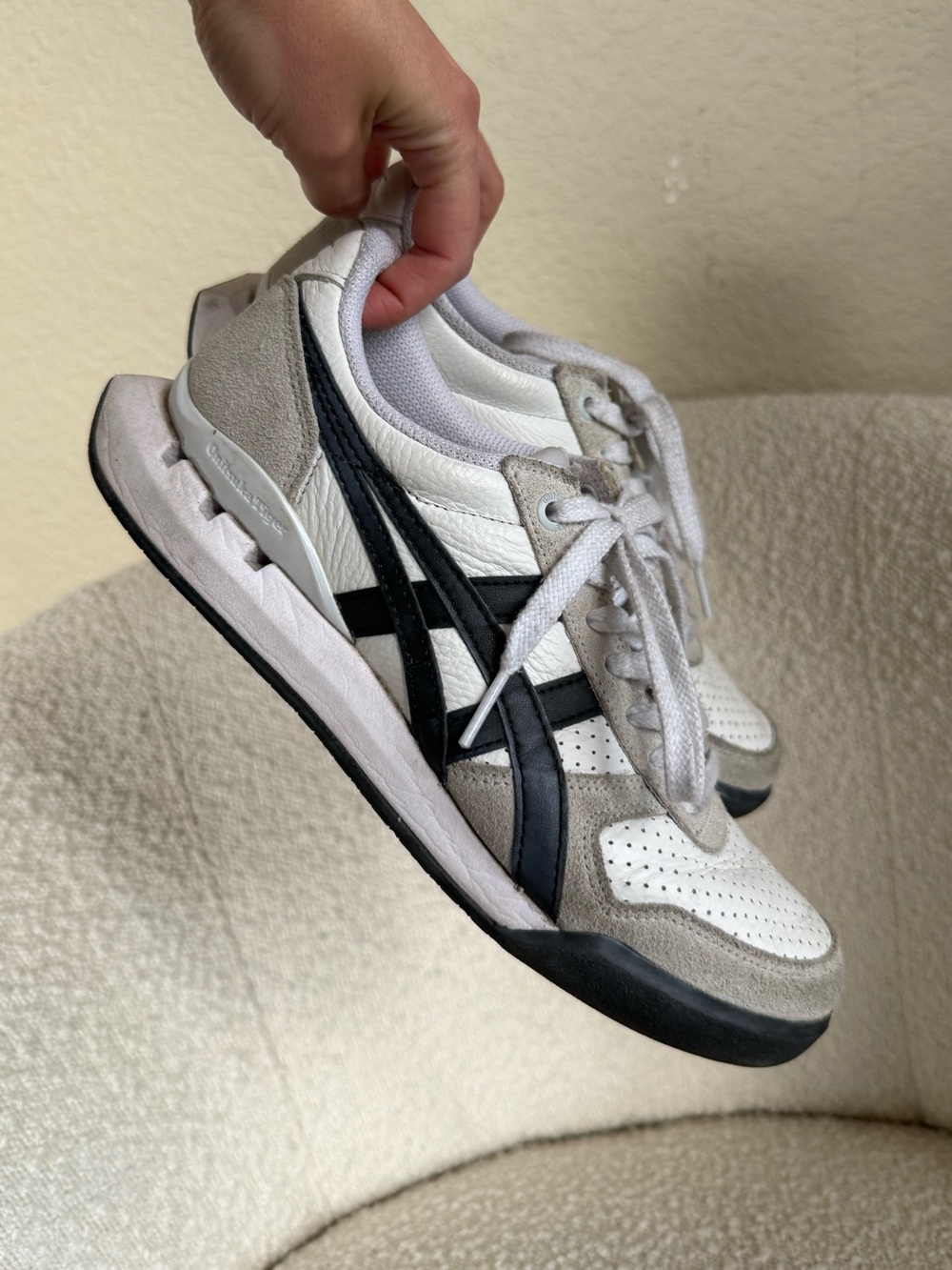 Onitsuka Tiger Leather Sneaker